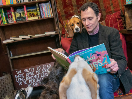 23-02-20_Atlas-Of-Dogs-001