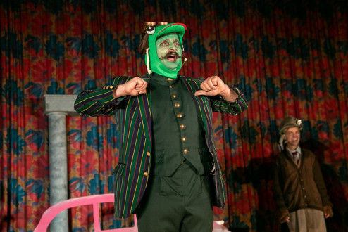 241219-Toad-of-Toad-Hall-015